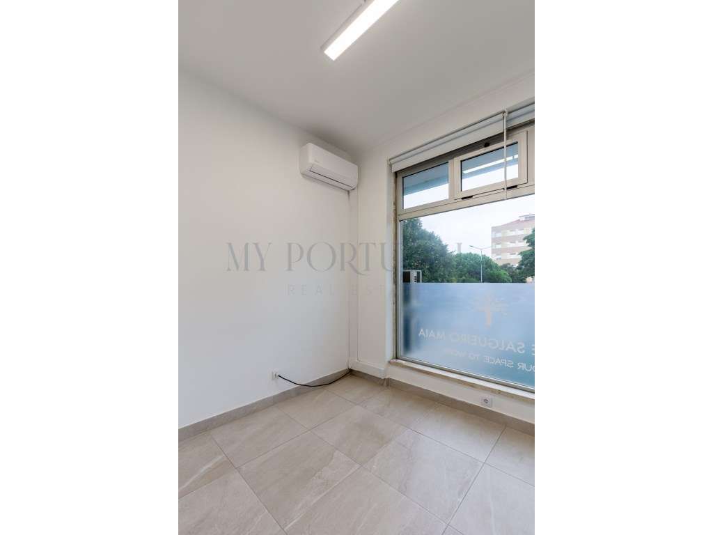 Escritório funcional em espaço de co-work 'Office Salgueiro Maia', ... - Grande imagem: 4/11