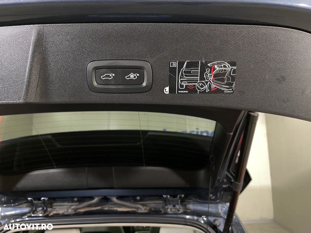 Volvo XC 40 Recharge T5 Twin Engine AT7 Inscription - 27