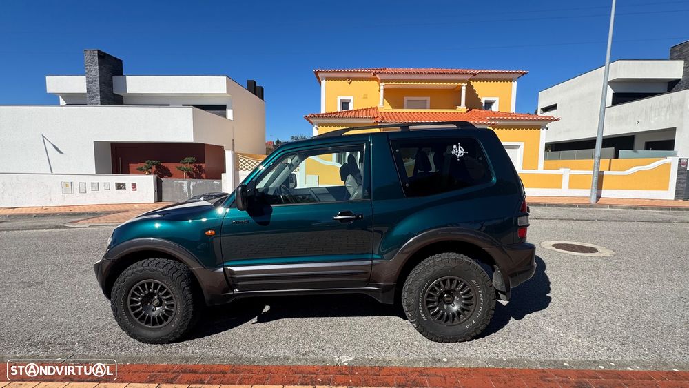 Mitsubishi Pajero - 5
