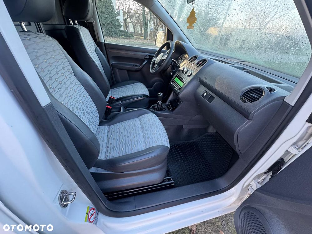 Volkswagen Caddy - 10