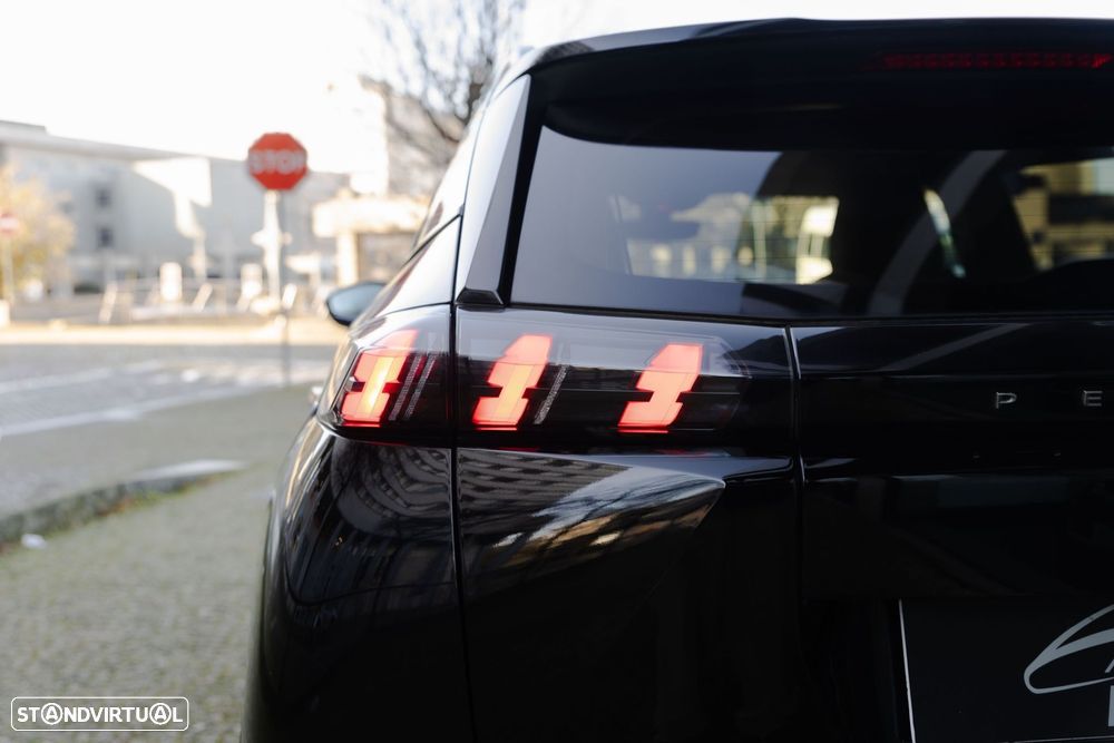 Peugeot 2008 1.2 PureTech GT Line EAT8 - 24