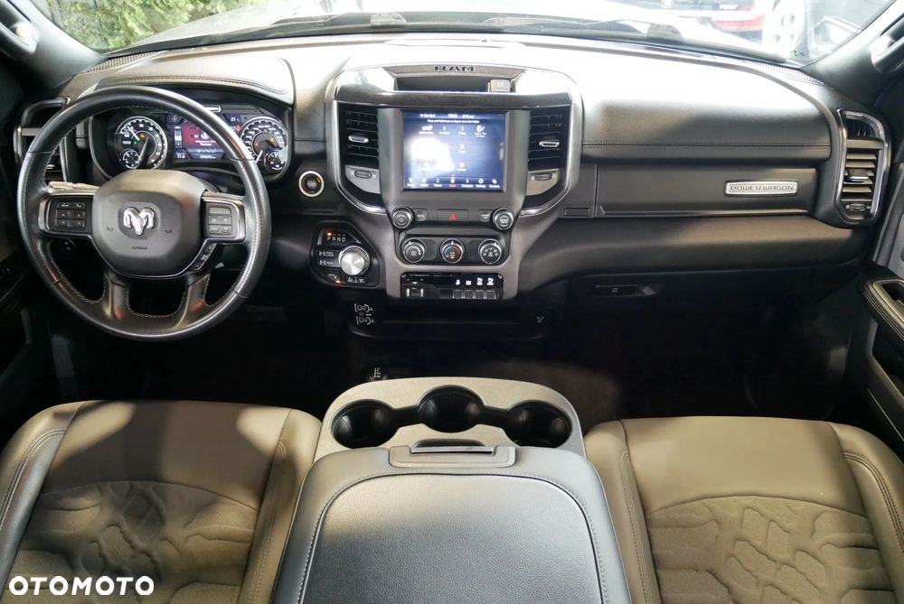 RAM 2500 - 19