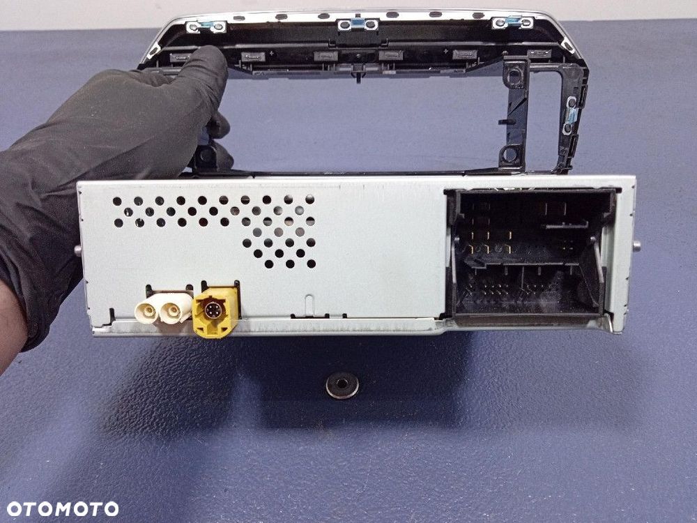 VW UP! LIFT 16- RADIO WYŚWIETLACZ 1S0035867 - 5