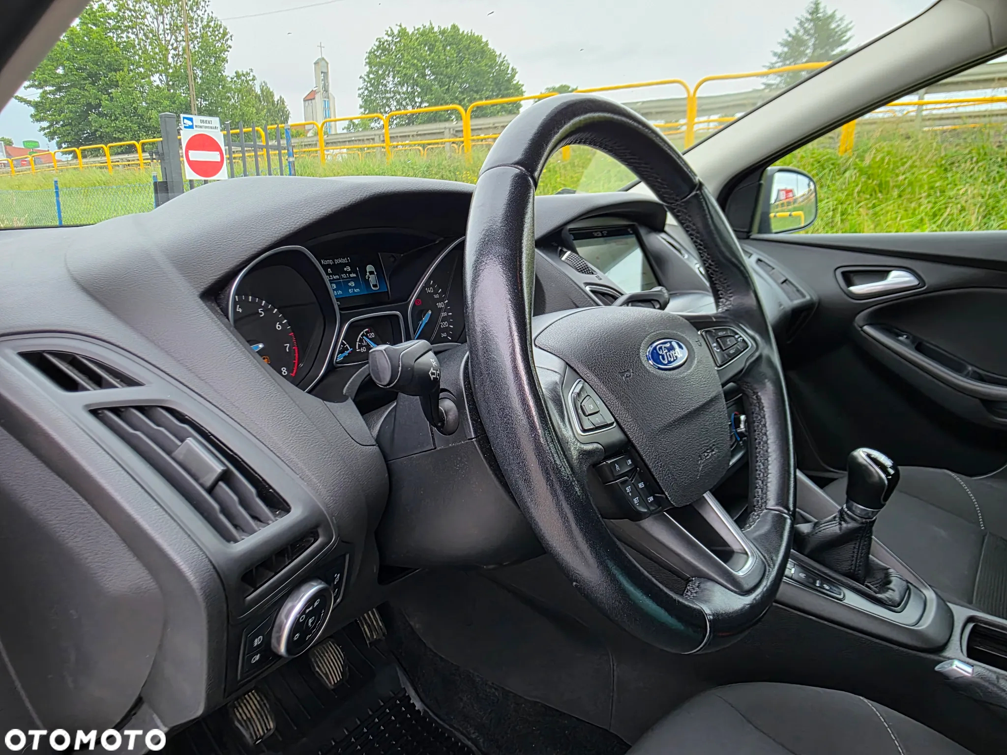 Ford Focus - 11