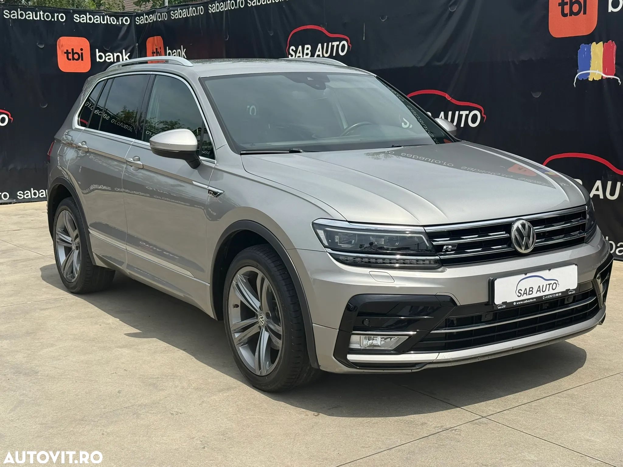 Volkswagen Tiguan 2.0 TDI SCR DSG 4Motion R-Line - 1