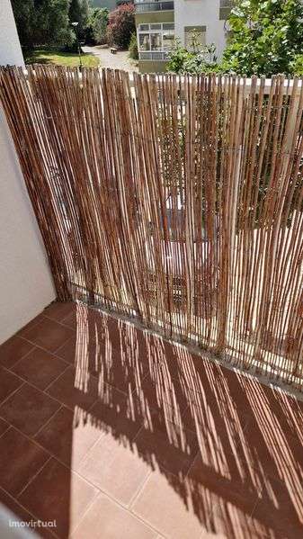 T3 no centro de Carcavelos sem mobília - Grande imagem: 2/4