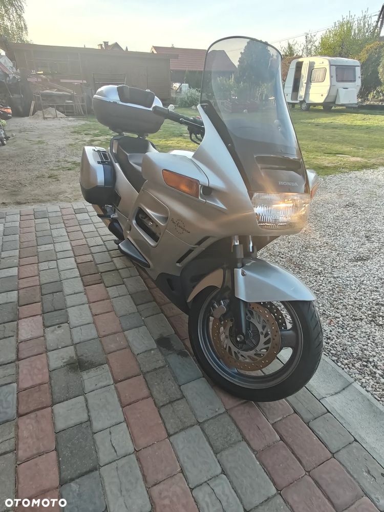 Honda ST - 7