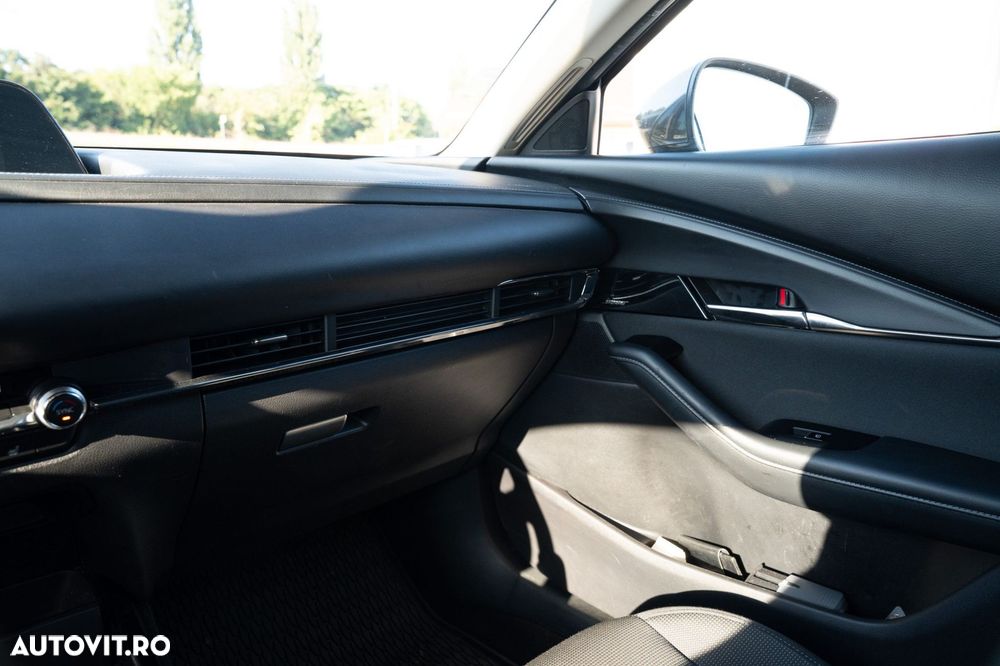 Mazda CX-30 e-SKYACTIV X186 AT MHEV Homura - 28