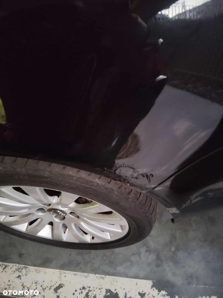 Opel Insignia 1.8 Sport - 23