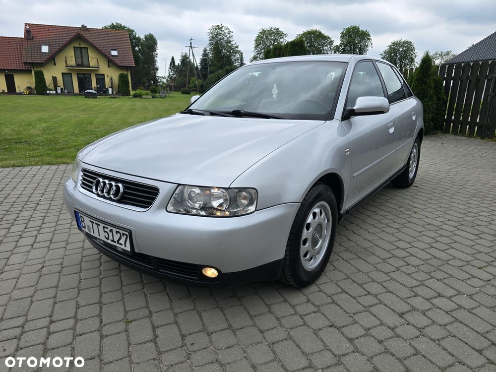 Audi A3 Sportback 1.6 Ambiente - 8