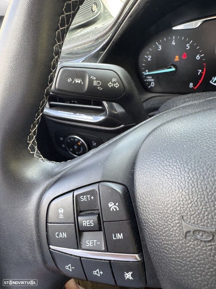 Ford Puma 1.0 EcoBoost MHEV Titanium Design - 9