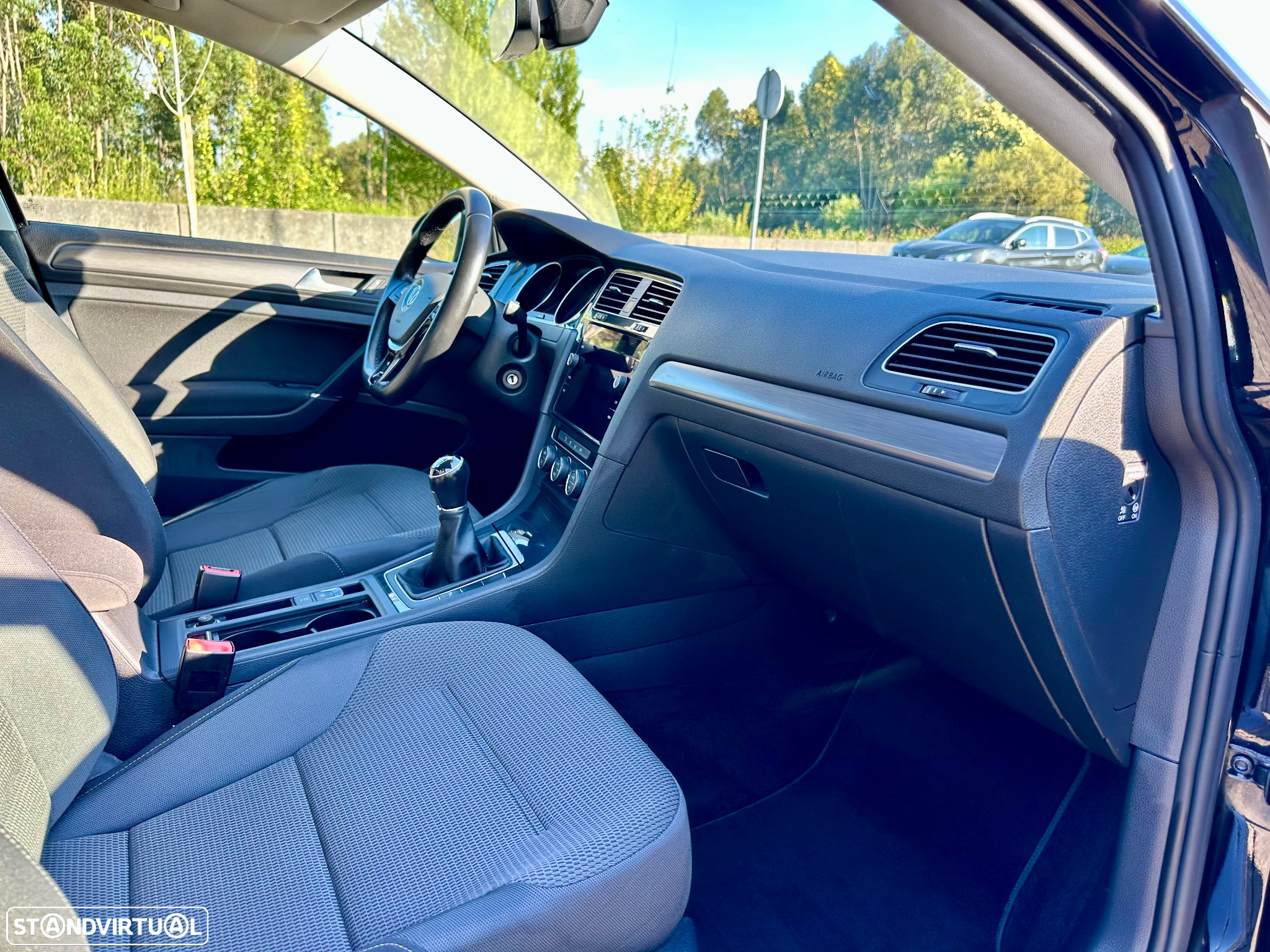 VW Golf 1.0 TSI Confortline - 30