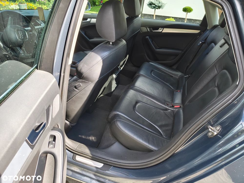 Audi A4 Limousine - 20