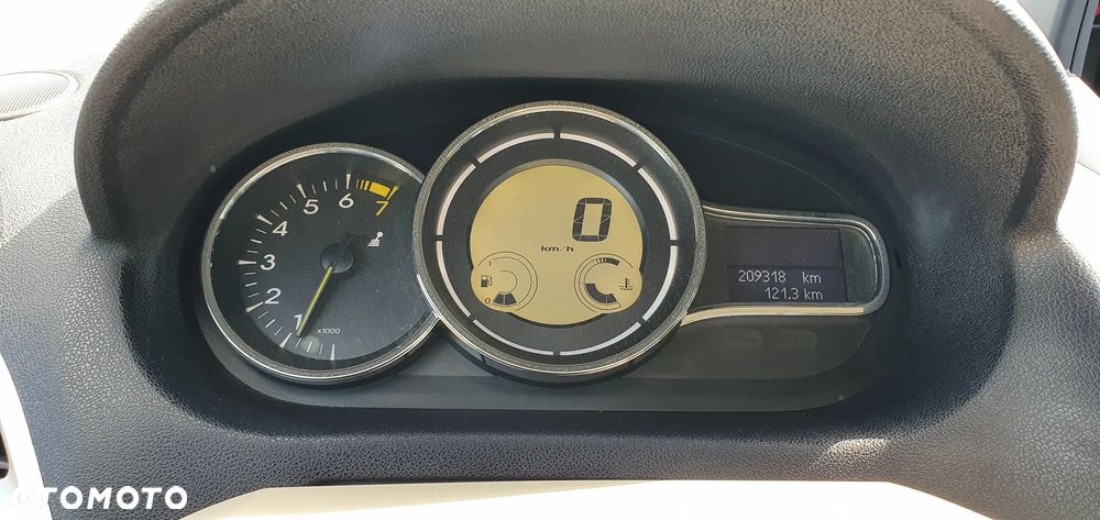 Renault Megane TCe 180 Luxe - 9