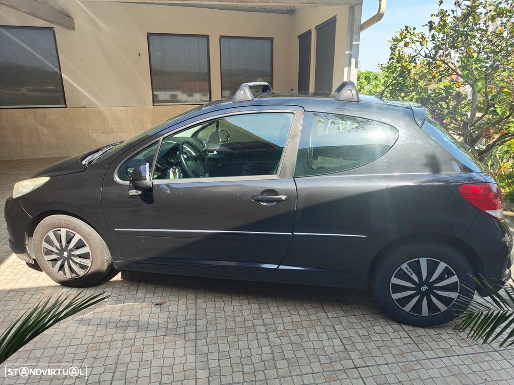 Peugeot 207 1.4 HDi Urban - 4