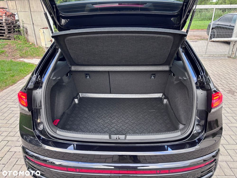 Volkswagen Taigo 1.0 TSI OPF DSG R-Line - 14