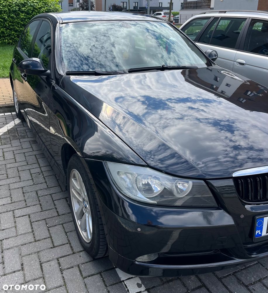 BMW Seria 3 318i - 3