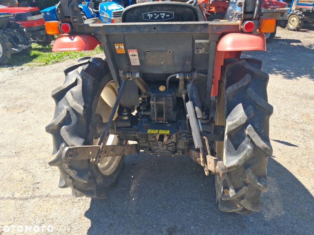 Yanmar Ef220 - 7