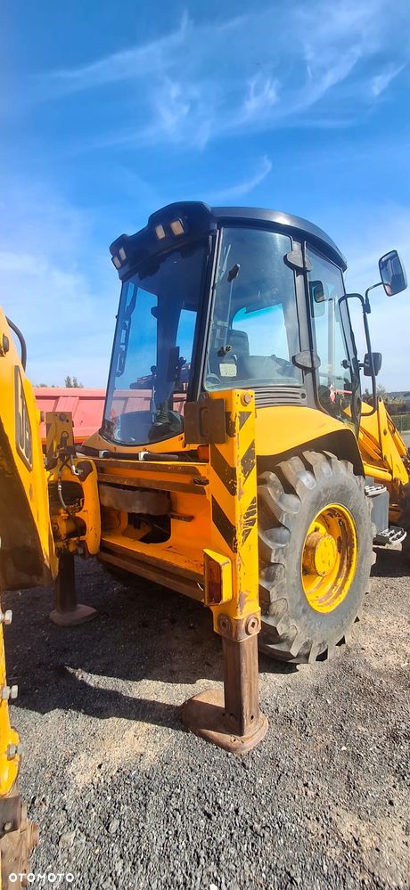 JCB 3CX - 6