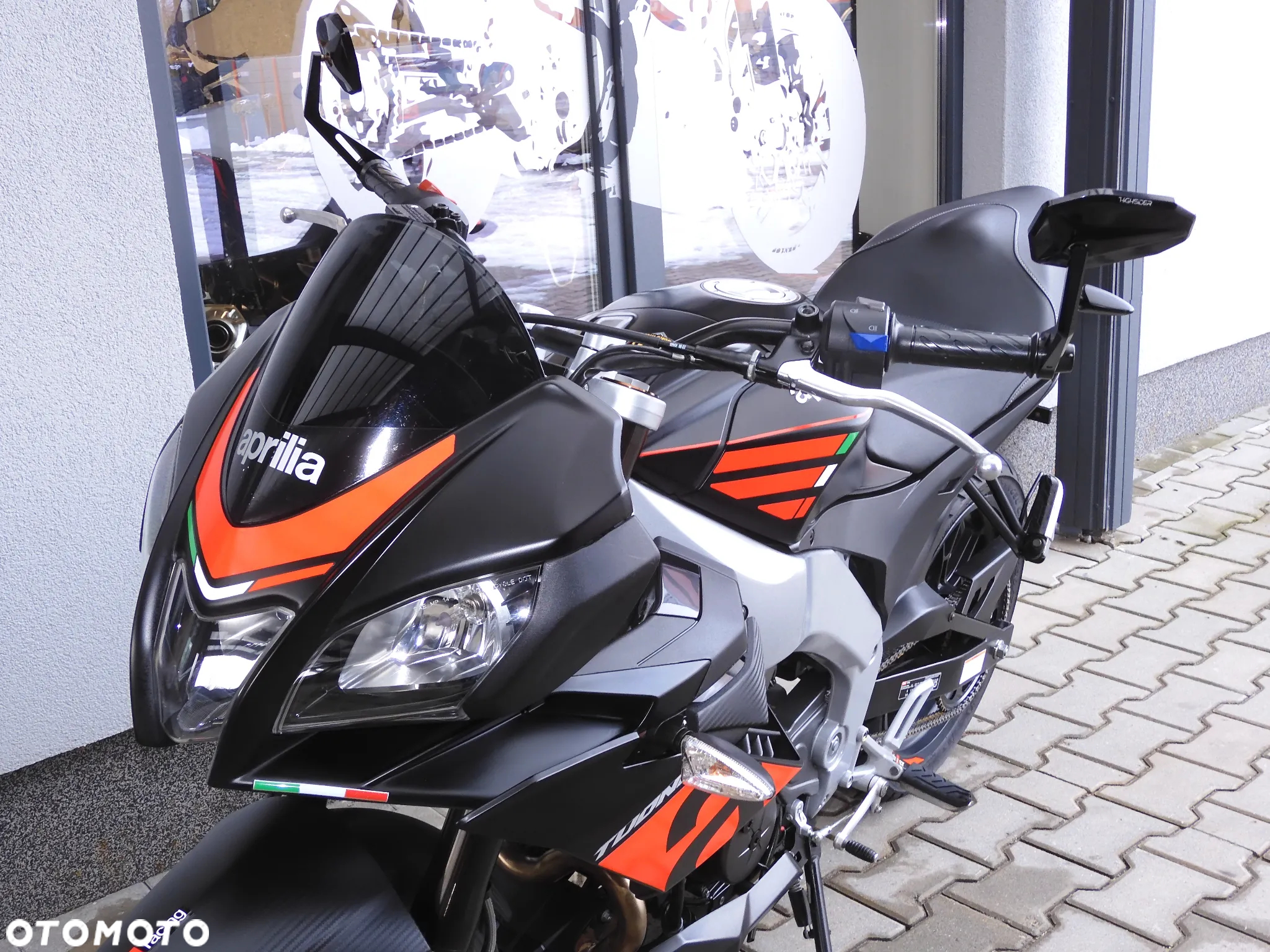 Aprilia Tuono - 21
