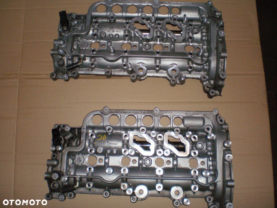 Pokrywa zaworów Opel Vivaro 2.0 CDTI - 2