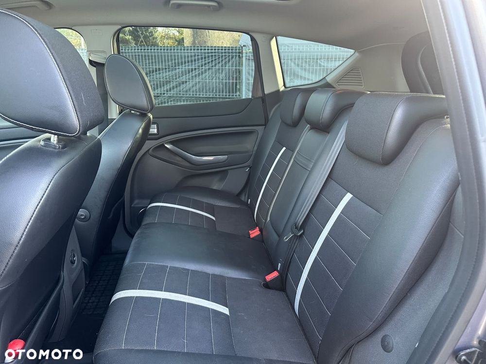Ford Kuga 2.0 TDCi 4x4 Titanium - 9