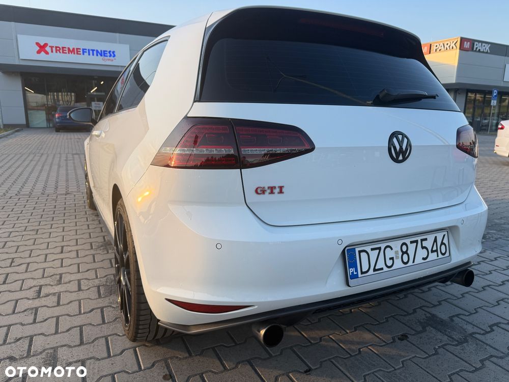 Volkswagen Golf GTI Performance BlueMotion Technology DSG - 28