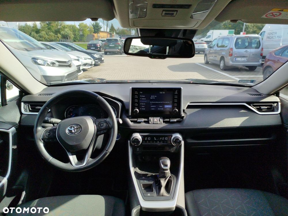 Toyota RAV4 - 12