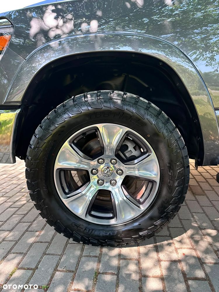 RAM 1500 - 19