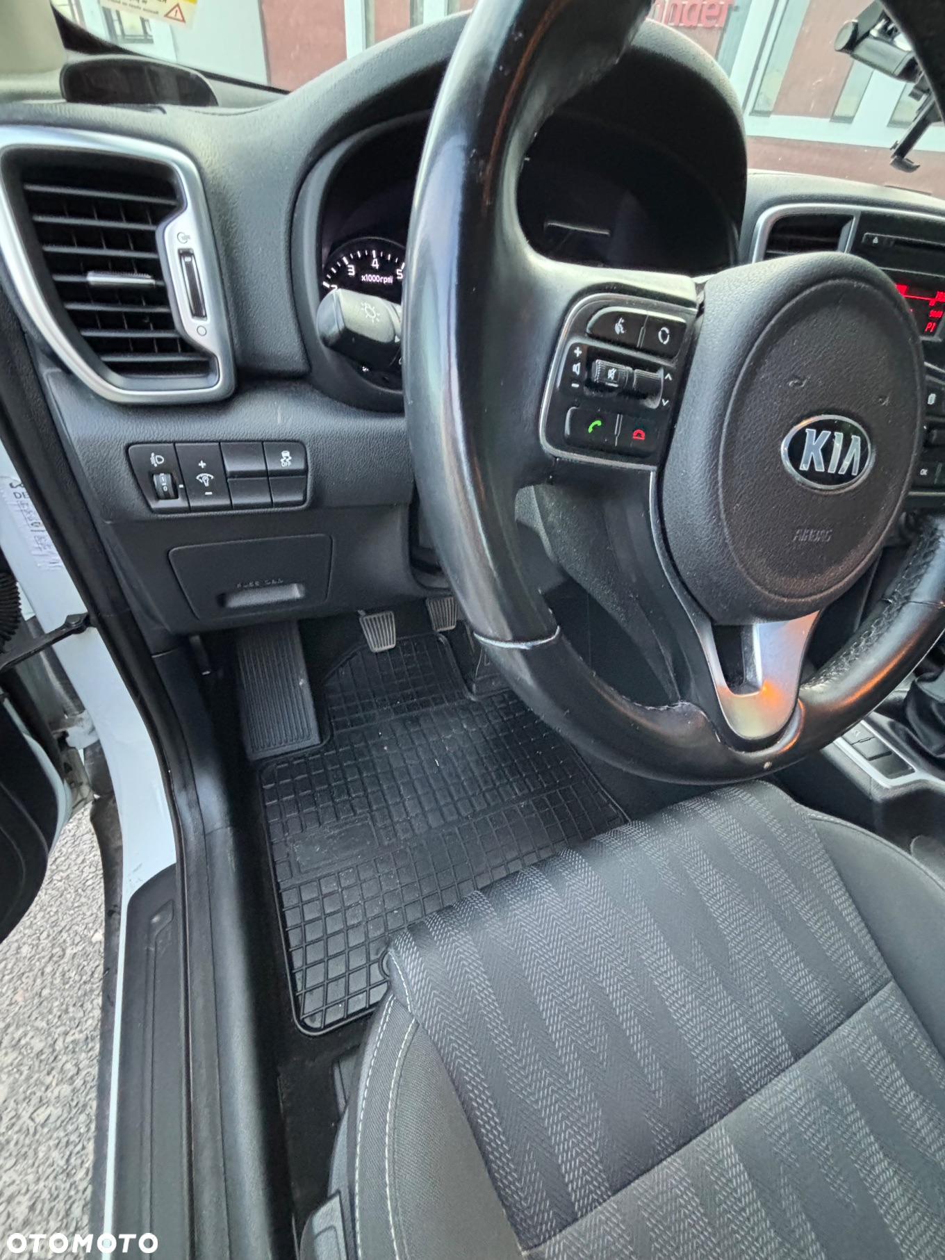 Kia Sportage - 17