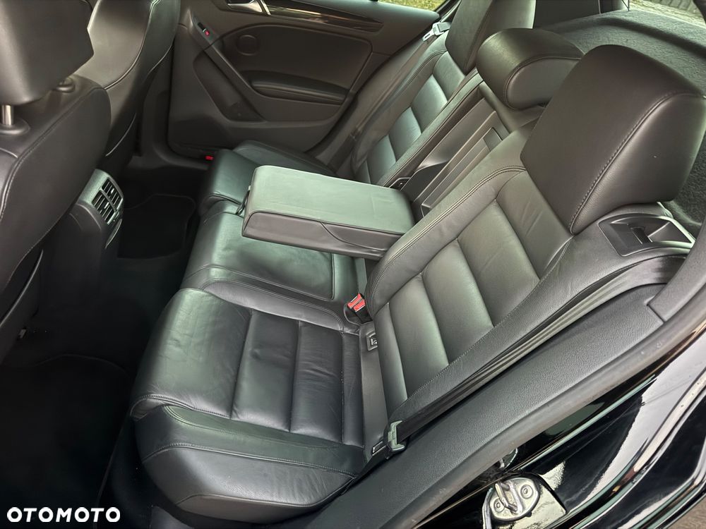 Volkswagen Golf 2.0 TDI DPF DSG GTD - 20