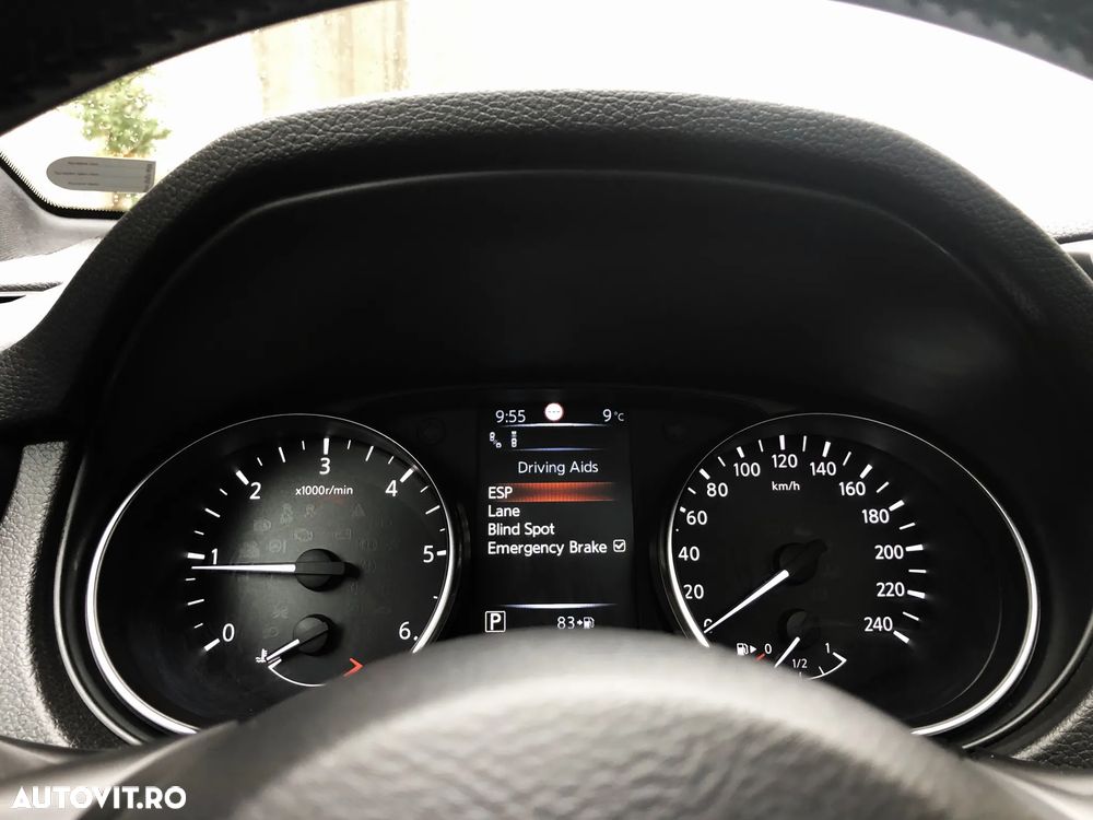 Nissan Qashqai 1.6 DCI Xtronic TEKNA+ - 16