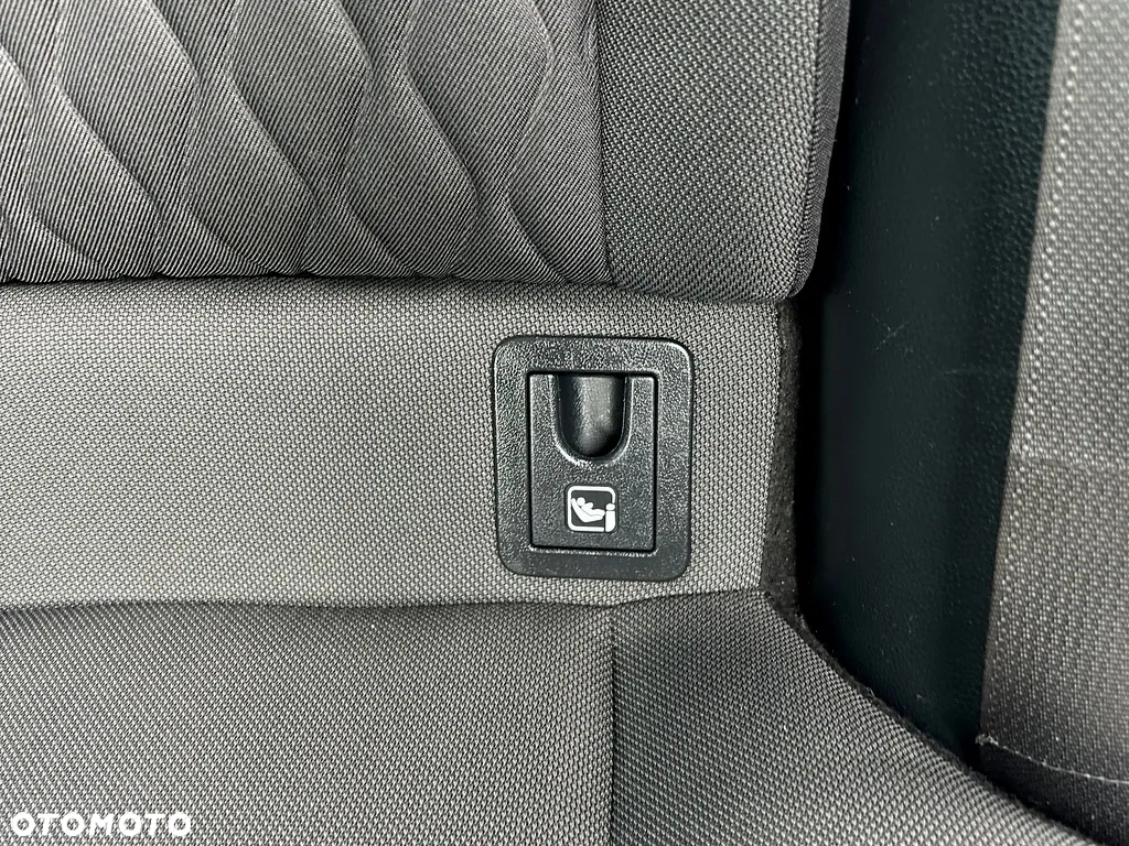 Toyota Corolla - 26