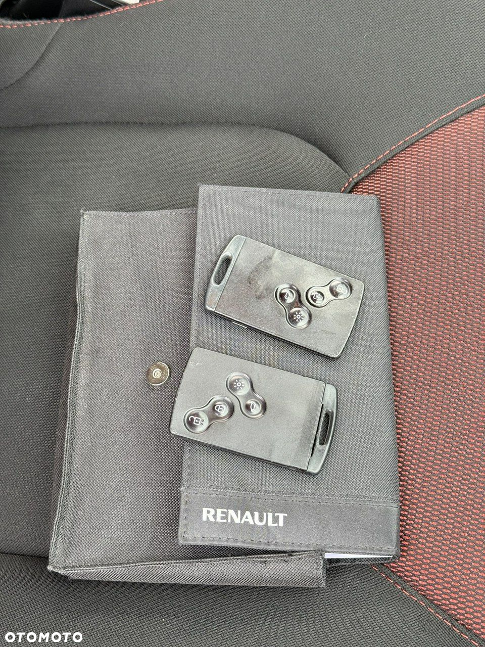 Renault Clio - 28