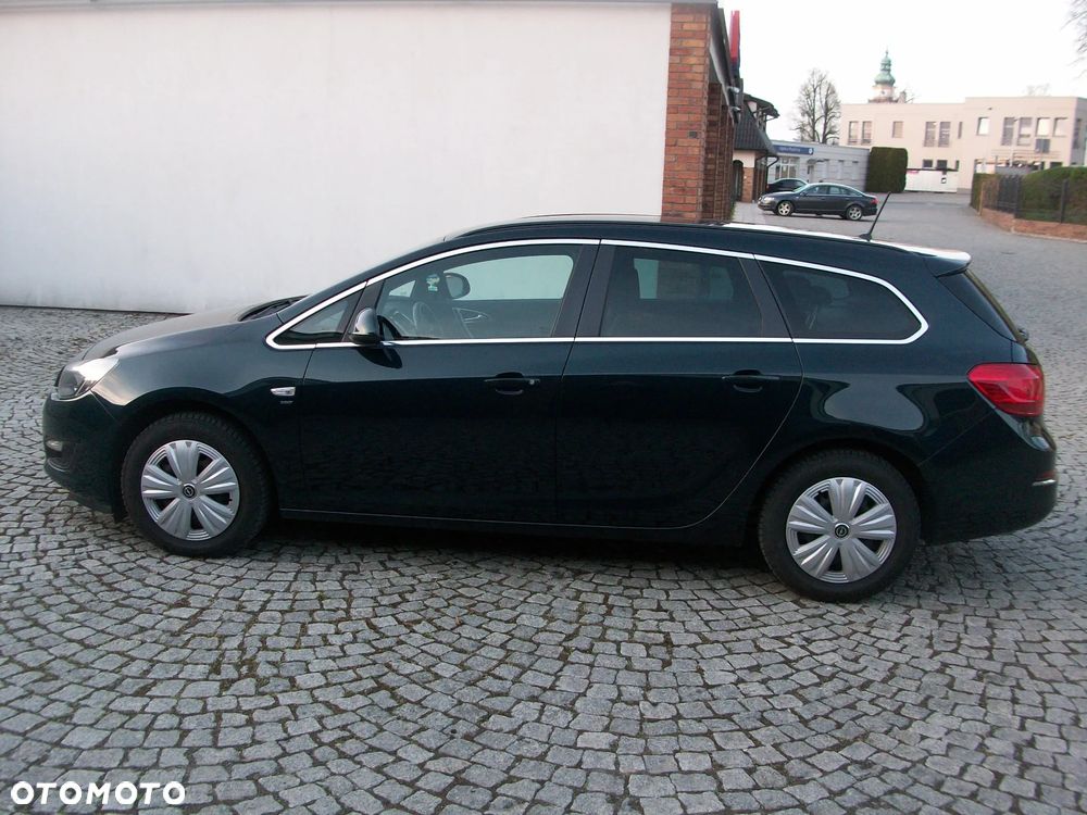 Opel Astra 1.6 CDTI DPF ecoFLEX TourerStart/Stop Exklusiv - 1
