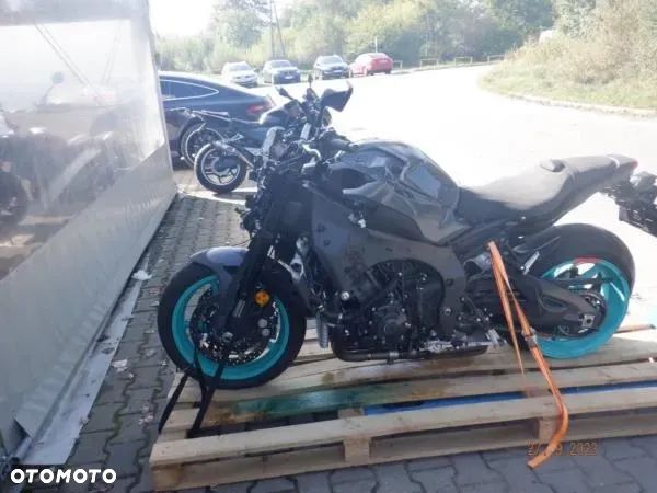 Yamaha MT - 2
