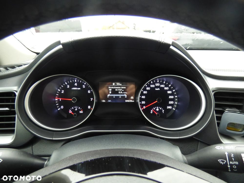 Kia Ceed - 26