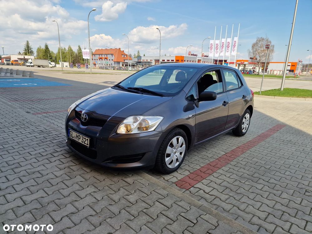 Toyota Auris 1.4 VVT-i Sol - 2