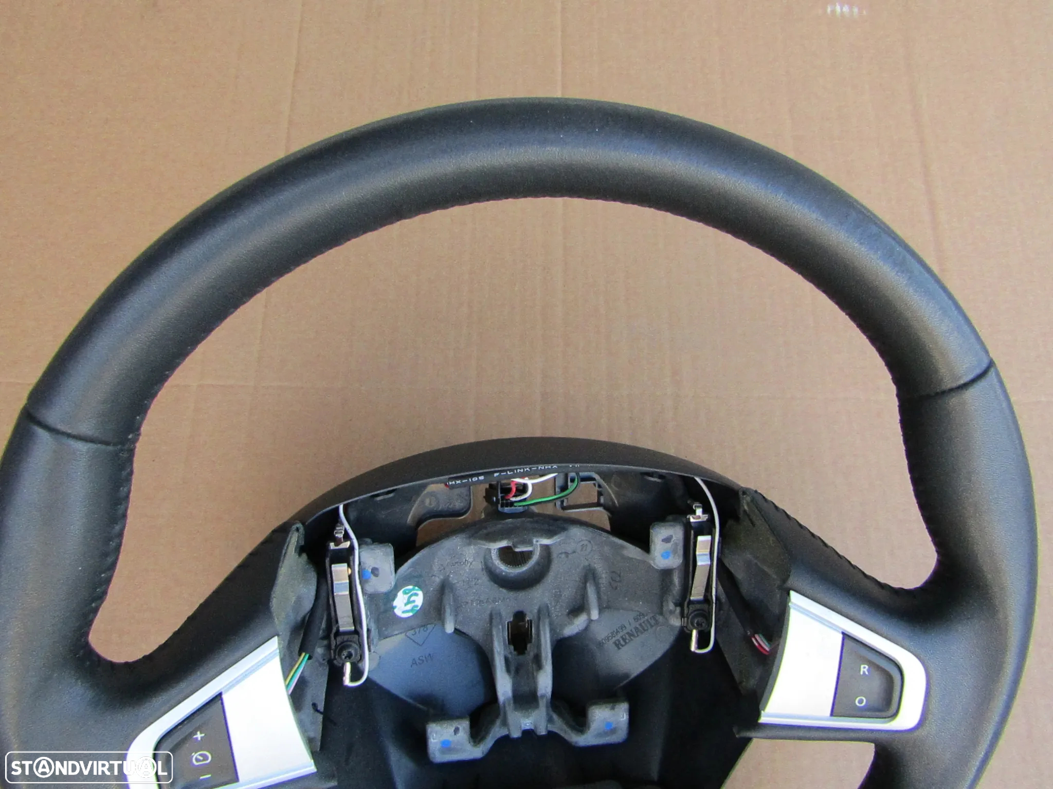 Volante Renault Megane III ano 2009 a 2016  em muito bom estado - 4
