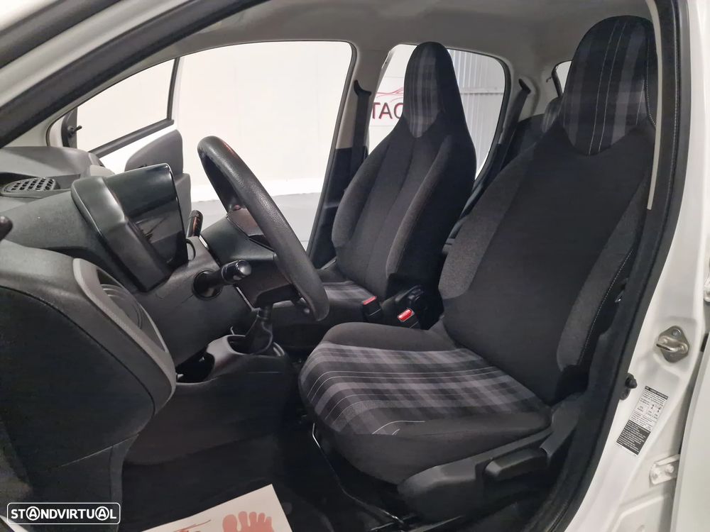 Peugeot 108 1.0 VTi Active - 42