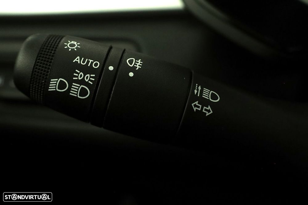Renault Captur 1.0 TCe Techno Bi-Fuel - 16