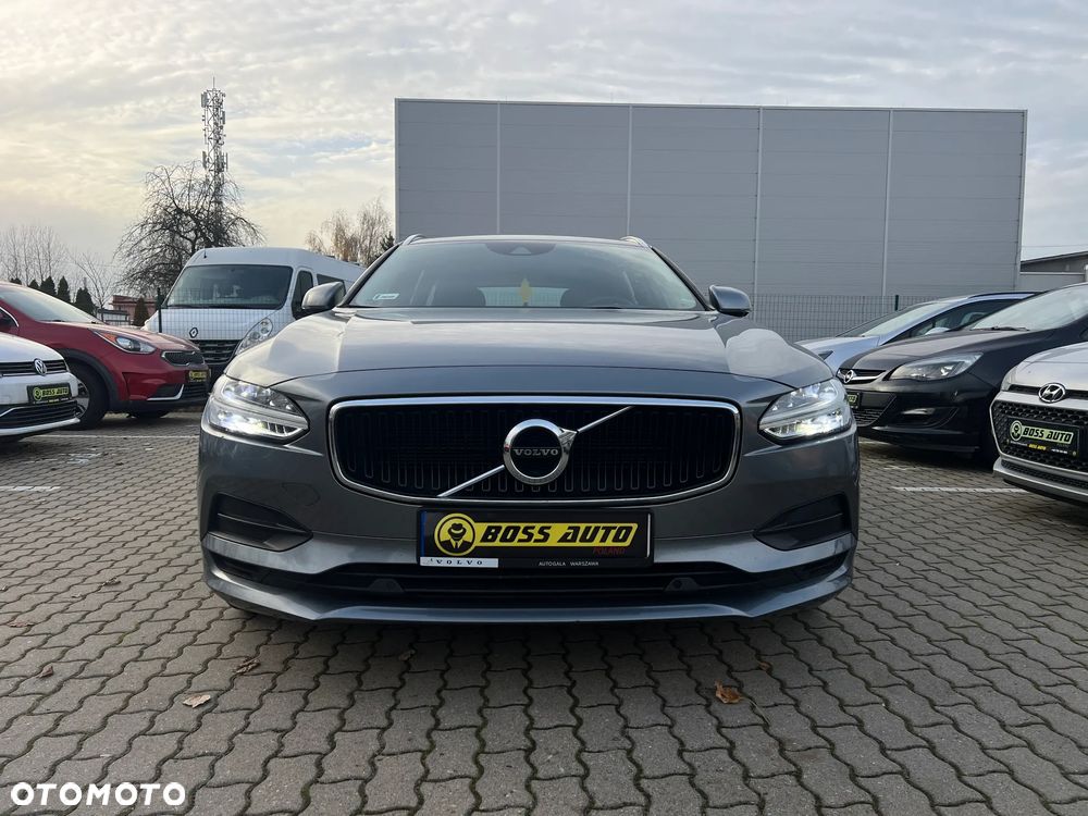 Volvo V90 D4 Momentum - 4