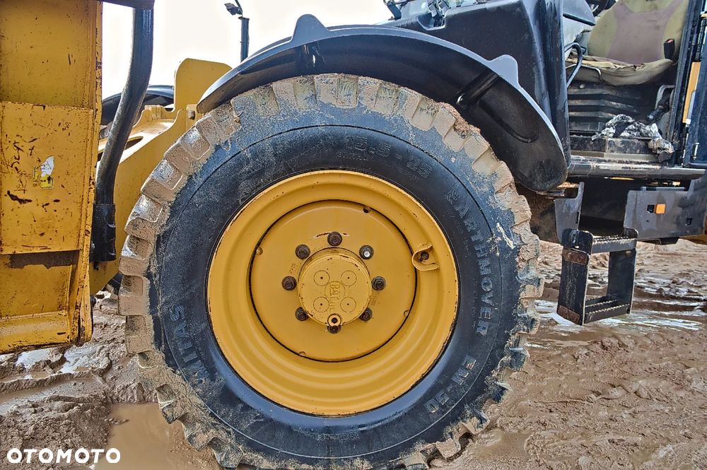 Caterpillar TH360B - 6