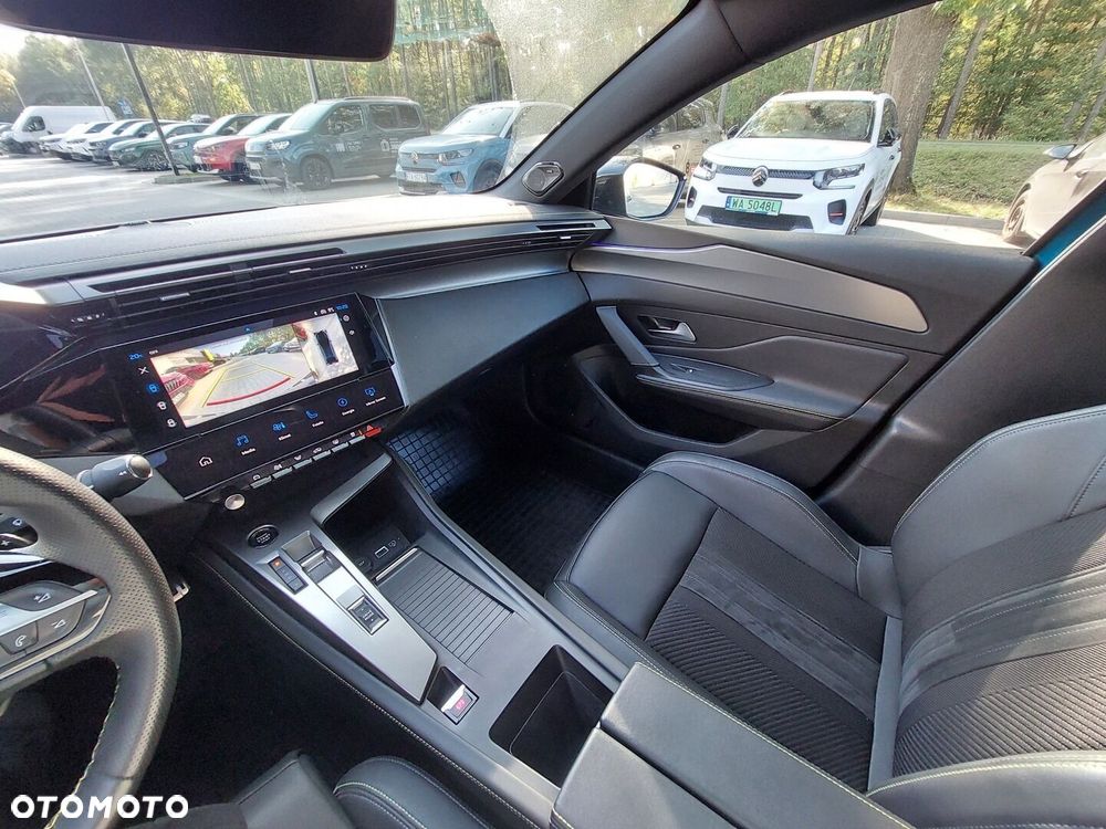 Peugeot 408 - 20
