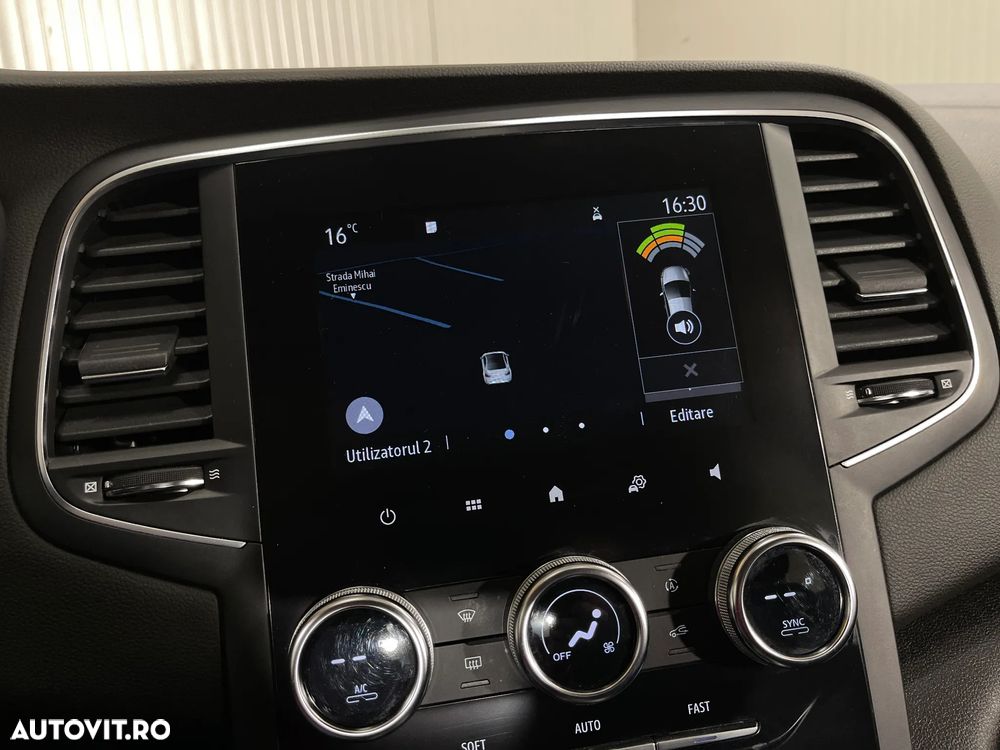 Renault Megane TCe EDC Zen - 14