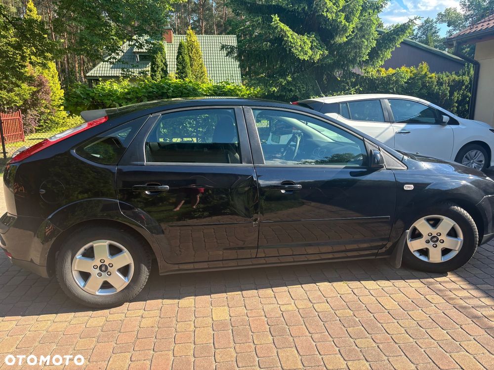 Ford Focus - 10