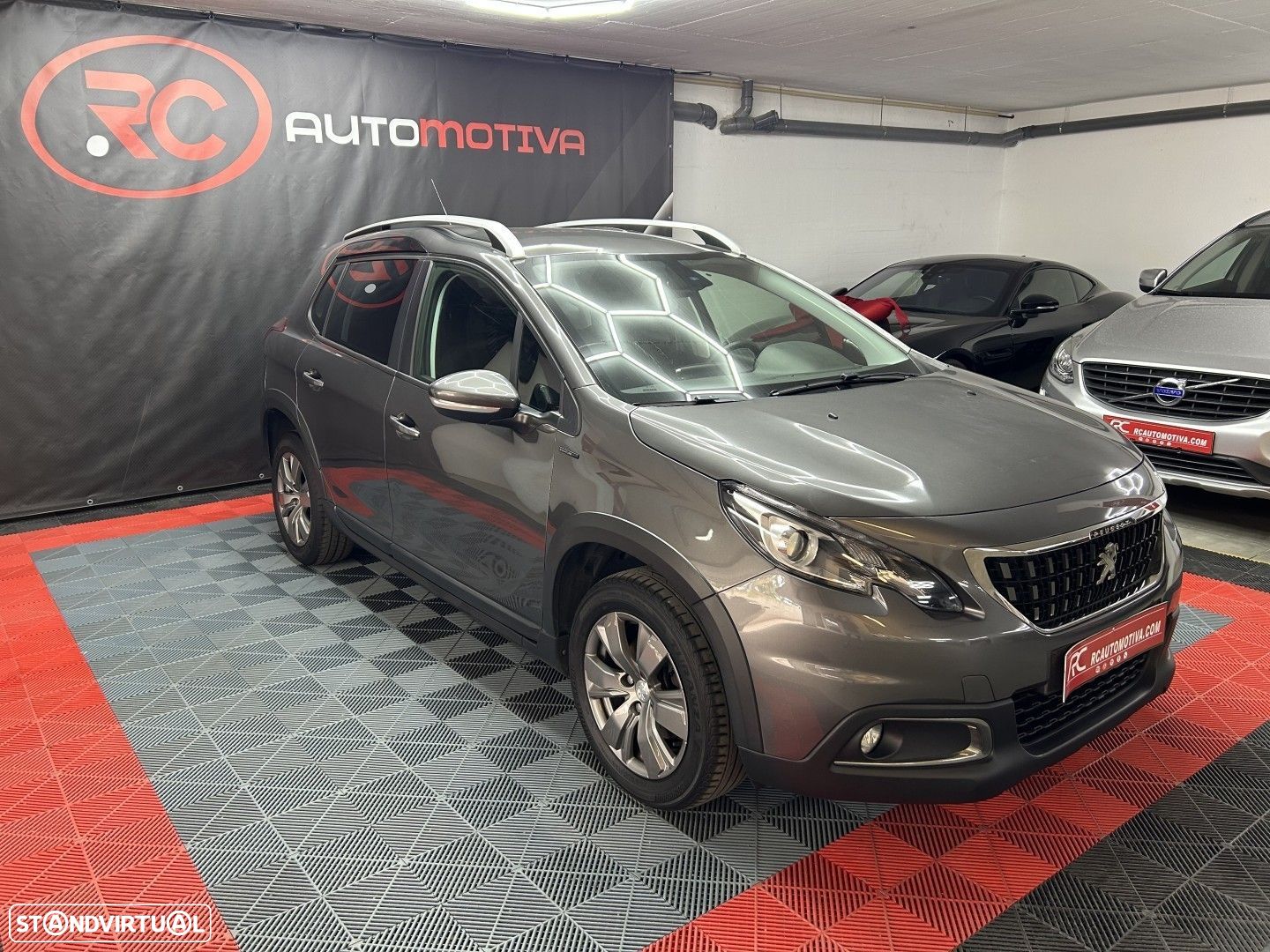 Peugeot 2008 1.2 PureTech Style - 1