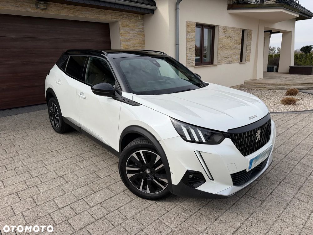 Peugeot 2008 PureTech 155 EAT8 GT Pack - 4