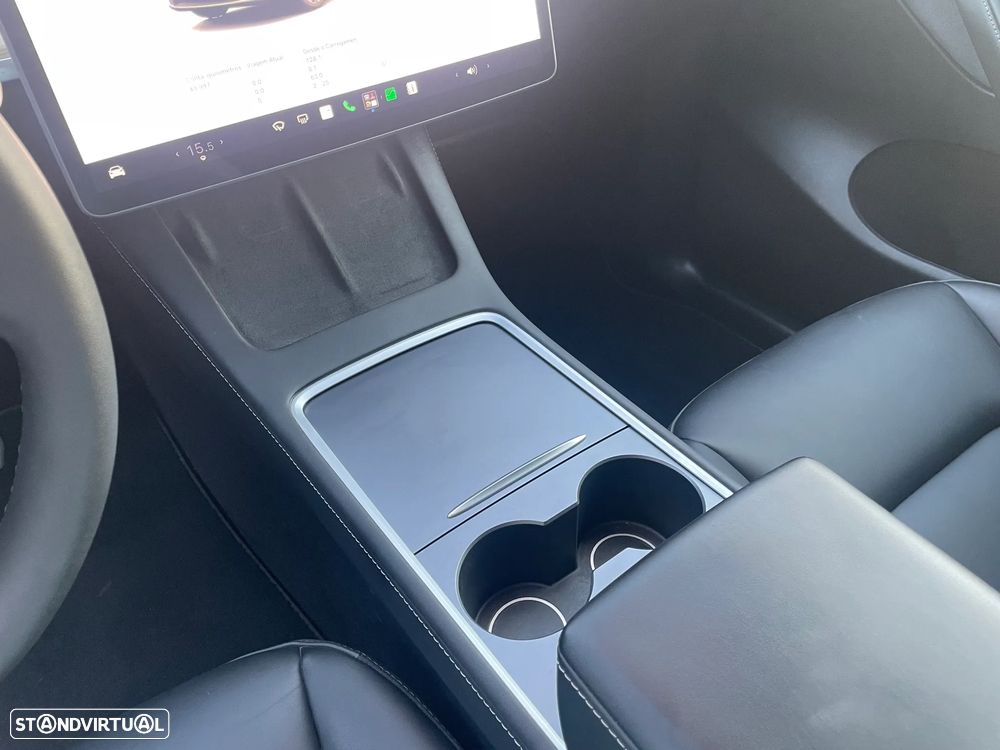 Tesla Model Y RWD - 42
