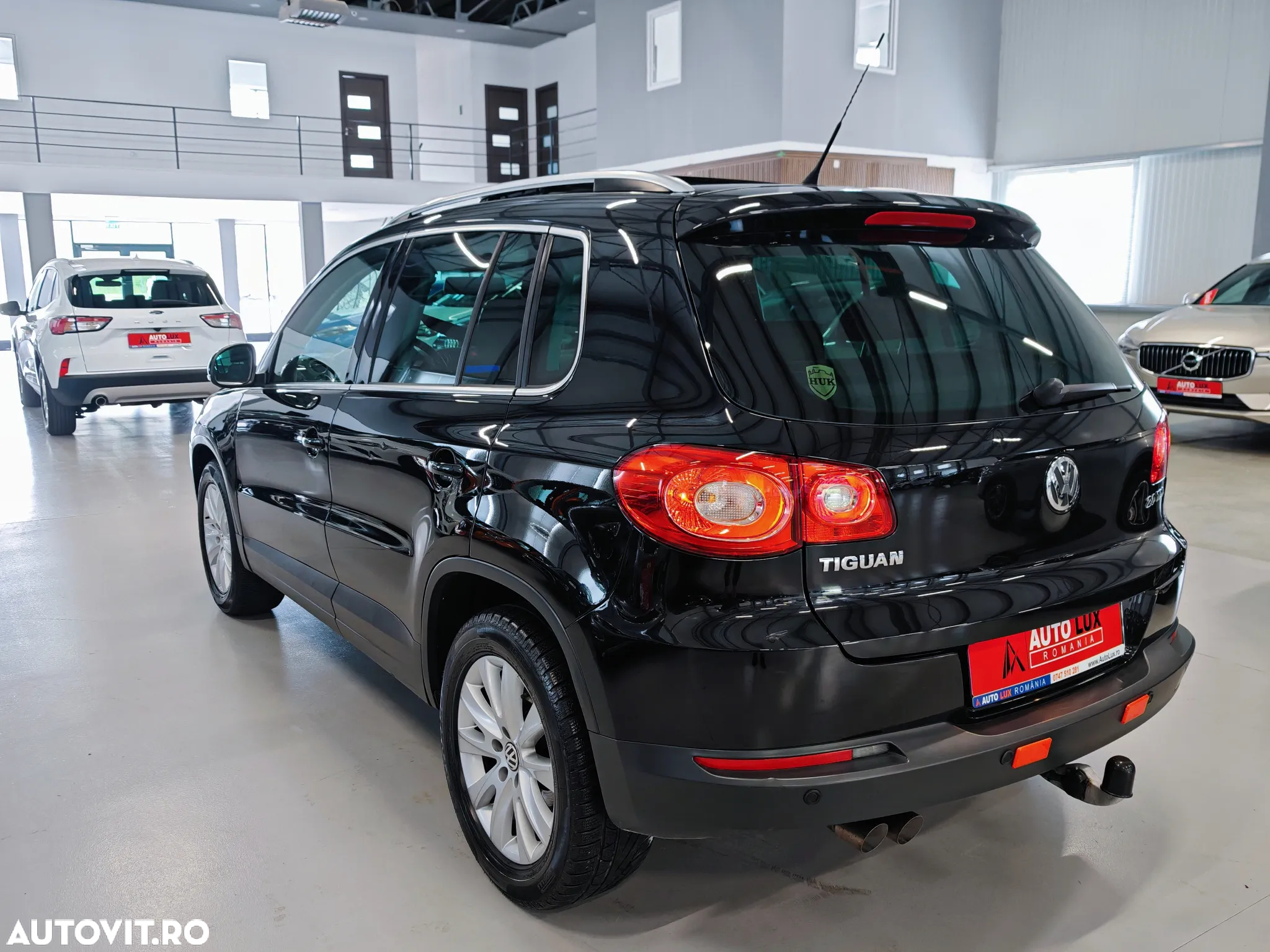 Volkswagen Tiguan 2.0 TDI 4Motion DSG Sport & Style - 5